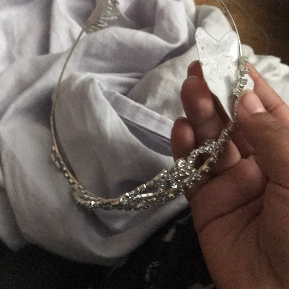 Princess crown - Picture 2 of 2
